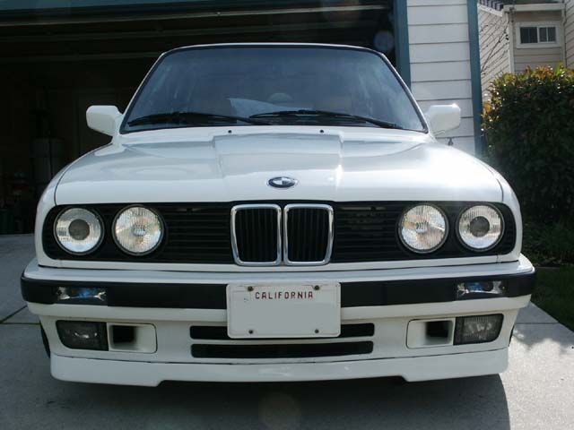 BMW E30 is Lip Spoiler